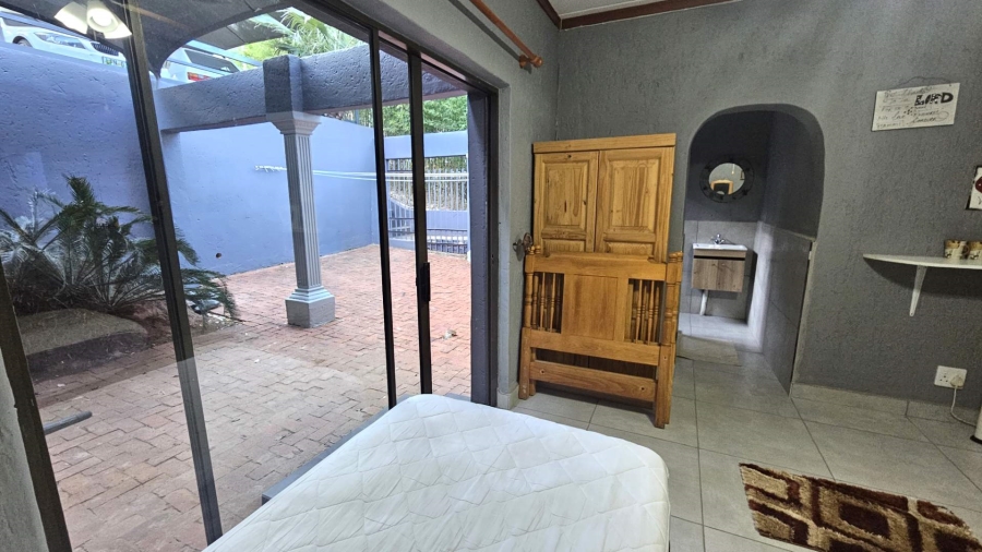 5 Bedroom Property for Sale in Schoemansville North West